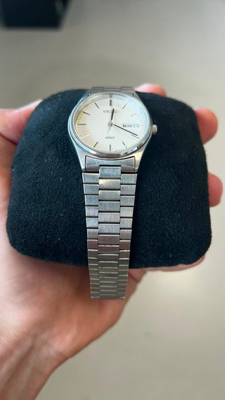 Seiko Spirit 7N48 Day-Date Quartz Prata