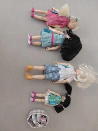 Familia de Muñecas Imaginarium y bebe