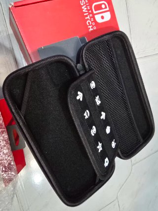 Nintendo Switch + Giochi e controller