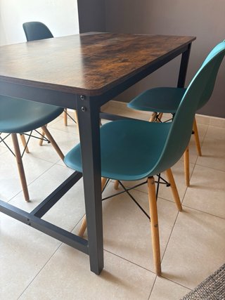 Mesa de comedor madera y metal