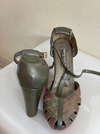 Zapatos de tacón con plataforma