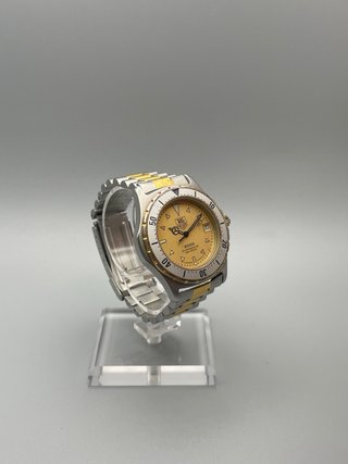 TAG Heuer 2000 Professional Diver
