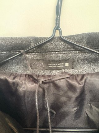 Giacca effetto pelle Zara nera M