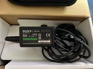 Pacchetto Value Sony PSP con giochi inclusi