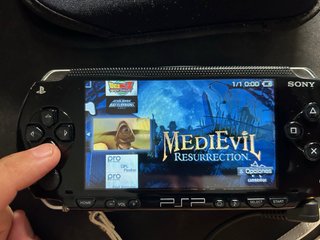 Pacchetto Value Sony PSP con giochi inclusi