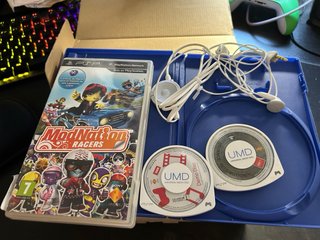 Pacchetto Value Sony PSP con giochi inclusi