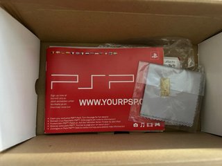 Pacchetto Value Sony PSP con giochi inclusi