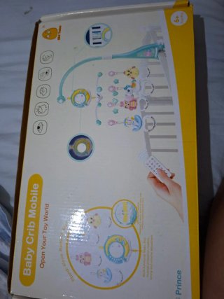 Móvil cuna musical con figuras