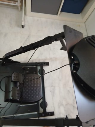Volante y soportes para gaming