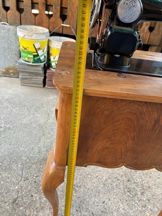 Máquina de coser Singer antigua