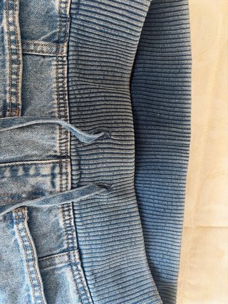 Falda denim mini tiro bajo