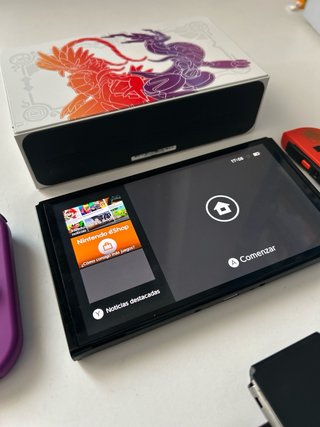 Nintendo Switch OLED Ed. Pokémon Scarlatto e Porpora