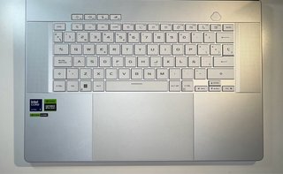 ASUS ROG Zephyrus G16 Ultra 9 RTX 4060