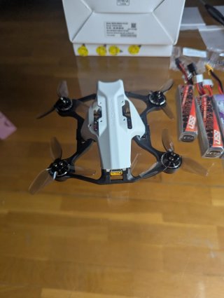 DRON SPEEDYBEE MARIO MINI 25