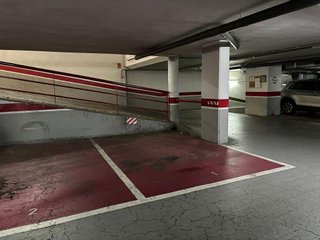 Garaje en alquiler en Ctra. Santpedor - Bases de Manresa en Manresa