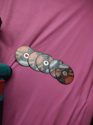 Mini amoladora angular con discos