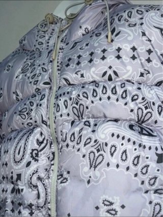 Cazadora puffer bandana lila talla única