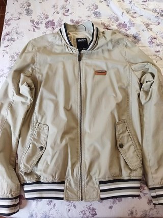 Chaqueta Pull&Bear Beige Bomber