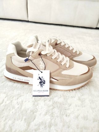 Tênis U.S. Polo Assn. bege e branco tam 42