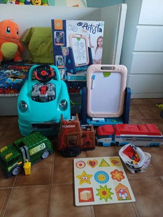 Lote de juguetes para niños