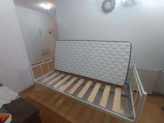 Cama individual 90cm + colchón