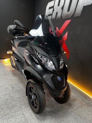 Piaggio MP3 500 Negro