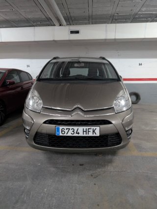 Citroen Grand C4 Picasso 2011
