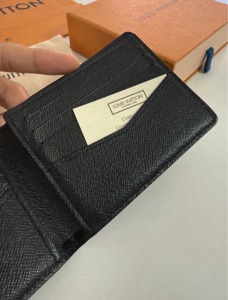 Billetera Louis Vuitton Epi Noir Slender