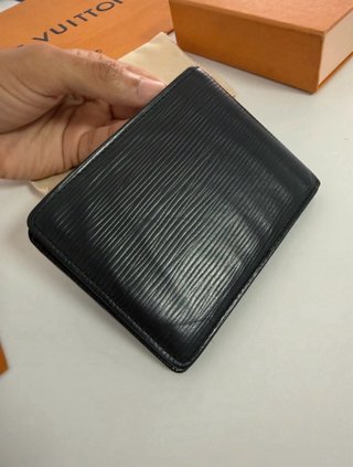 Billetera Louis Vuitton Epi Noir Slender