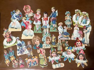 Cromos antiguos de niños y niñas