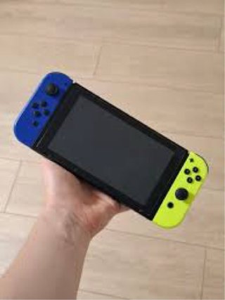 Nintendo Switch Azul y Amarillo