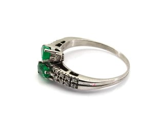 sortija oro 18k con piedra con diamante,esmeralda
