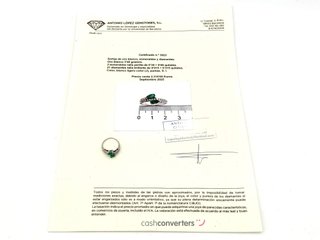 sortija oro 18k con piedra con diamante,esmeralda