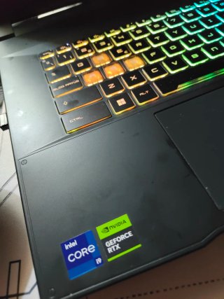 MSI 17HXB14W i9 rtx5070