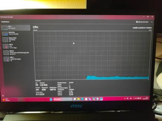 MSI 17HXB14W i9 rtx5070
