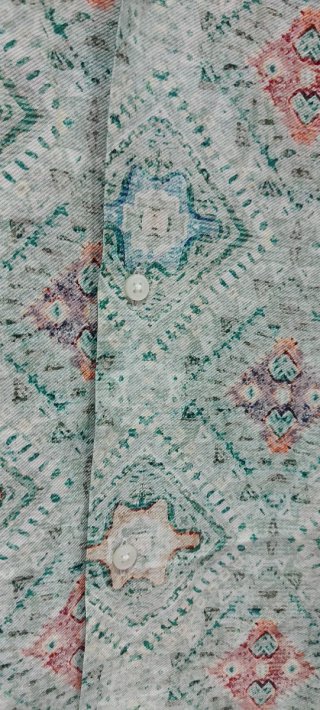 Camicia Zara Man fluida fantasia geometrica L