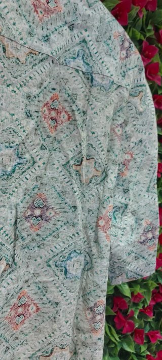 Camicia Zara Man fluida fantasia geometrica L