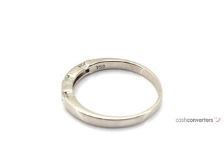 alianza oro 18k con piedra con diamante