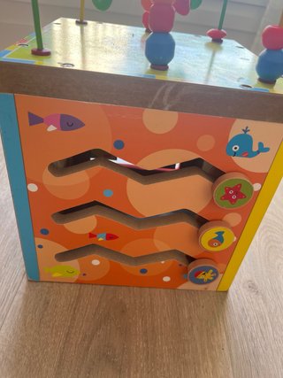 Cubo de actividades para  niños