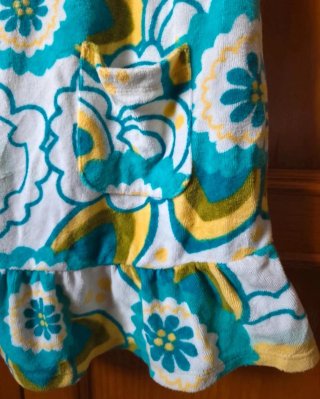 Vestido playero palabra de honor rizo estampado