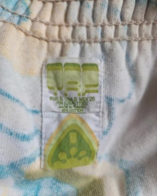 Vestido playero palabra de honor rizo estampado