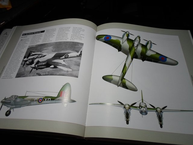 Gran Libro Aviones de Combate - Gran Formato