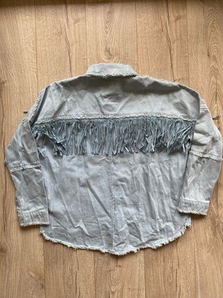 Chaqueta Zara con flecos