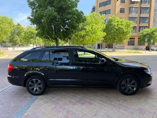 Skoda Superb Combi 2.0 TDI 140cv Elegance