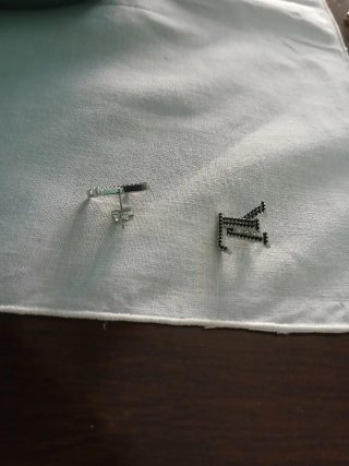 Bellissimi orecchini rossi e argento