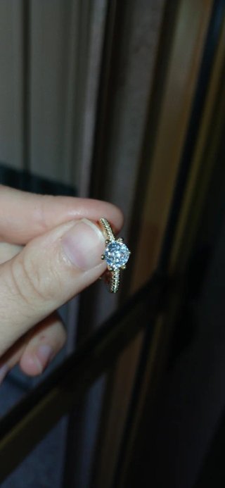 Anello oro 18k con diamante