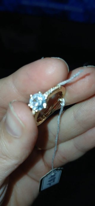 Anello oro 18k con diamante