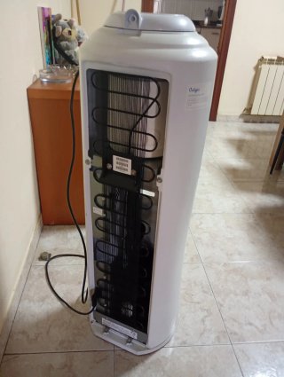 Dispensador de agua OASIS