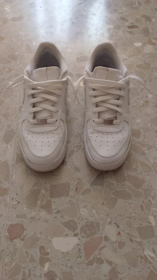 Nike Air Force 1 Triple White