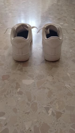Nike Air Force 1 Triple White